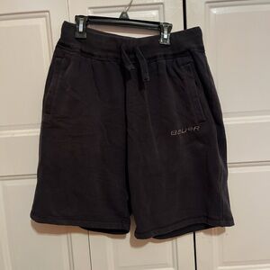 Men’s Bauer sweatpants shorts size small, drawstring for adjusting. ❗️